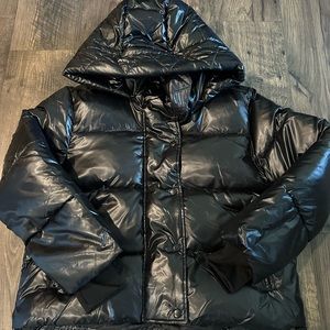 Gap Black Cropped Puffer Coat